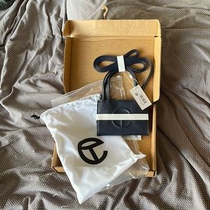 Small telfar shopping bag navy NWT